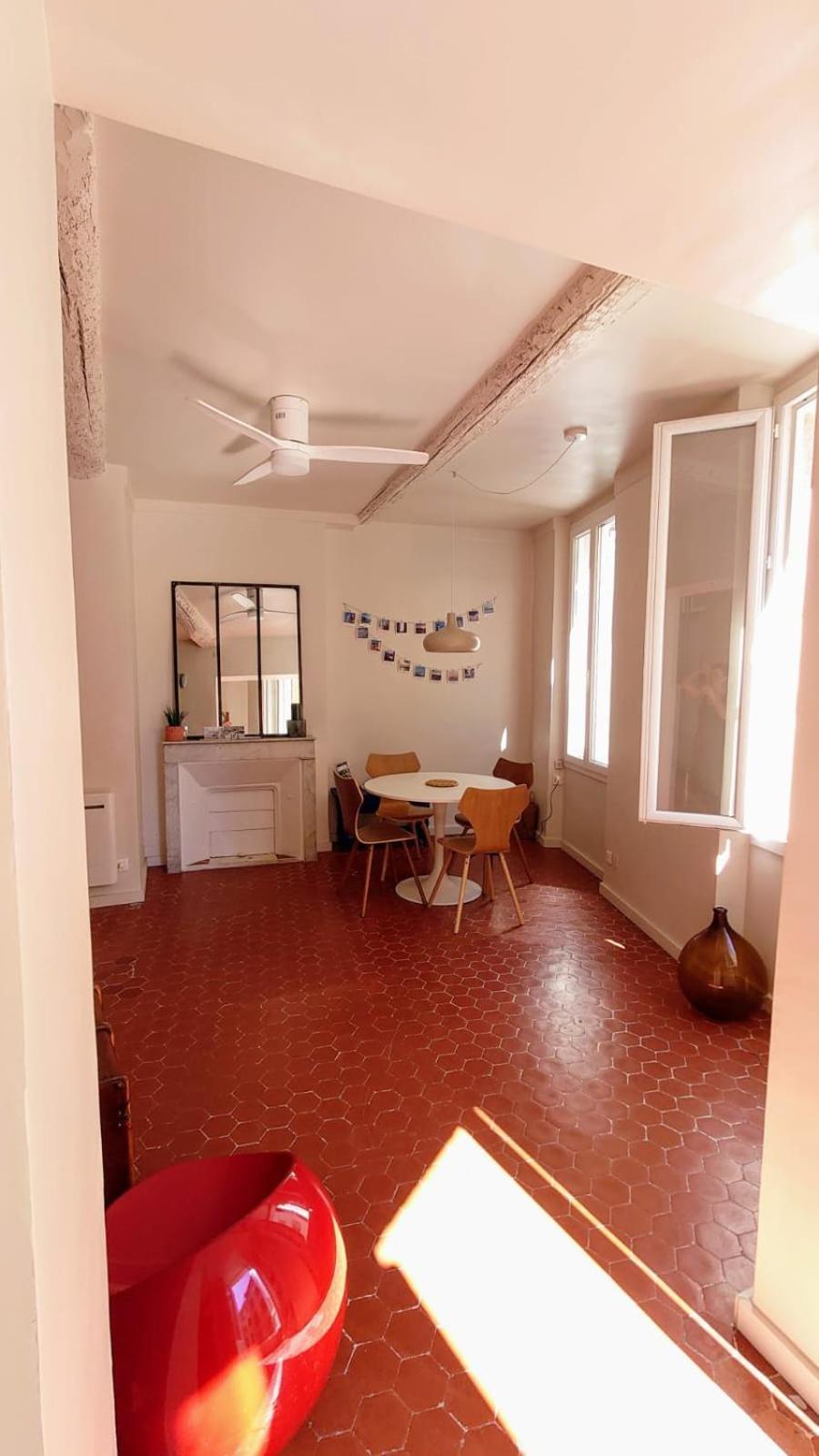 Appartement De Charme - Wifi - Centre Historique Toulon Bagian luar foto